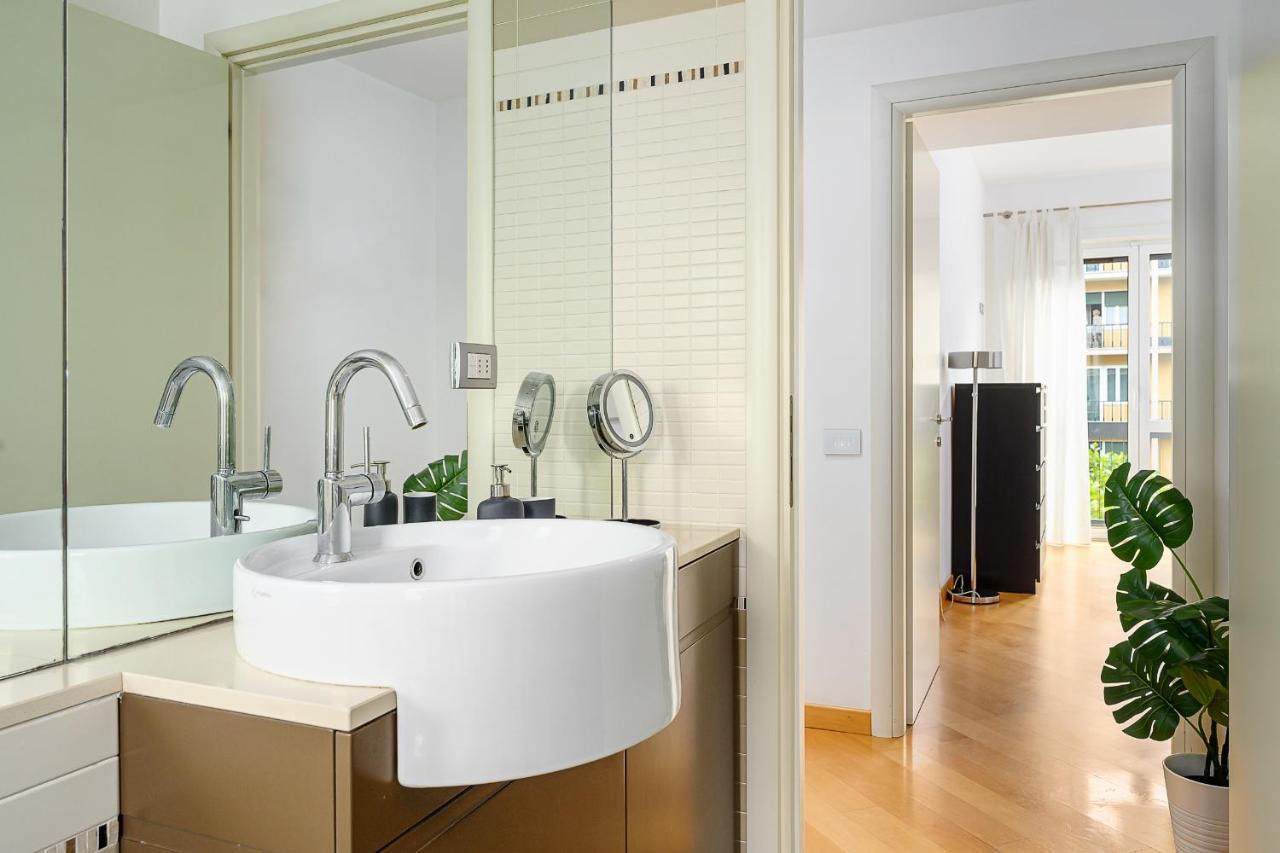 Stylish Condo Garibaldi Sempione 85M2 - Self Check-In 밀라노 외부 사진